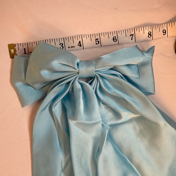 Elegant Blue Hair Bow Light Blue With Barrette - Picture 2 of 7
